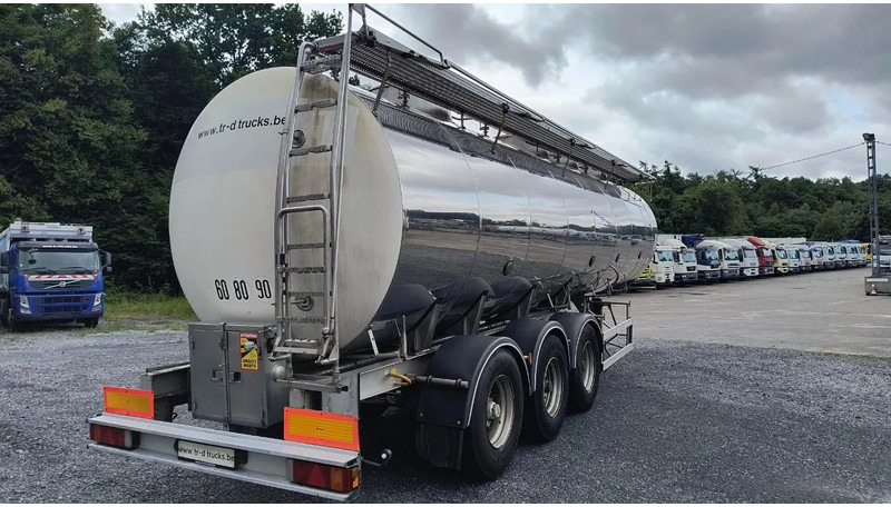 Magyar TANK IN STAINLESS STEEL 4 COMPARTIMENTS INSULATED 30500L - Полуприцеп-цистерна: фото 5 Magyar TANK IN STAINLESS STEEL 4 COMPARTIMENTS INSULATED 30500L - Полуприцеп-цистерна: фото 5