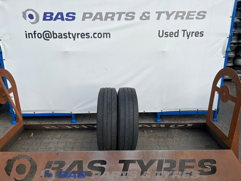 Bridgestone Bridgestone 205/75R17.5 Duravis R-Steer 002 124/122 M M+S 3PMSF gebruikte set - Шина для Грузовиков: фото 1 Bridgestone Bridgestone 205/75R17.5 Duravis R-Steer 002 124/122 M M+S 3PMSF gebruikte set - Шина для Грузовиков: фото 1