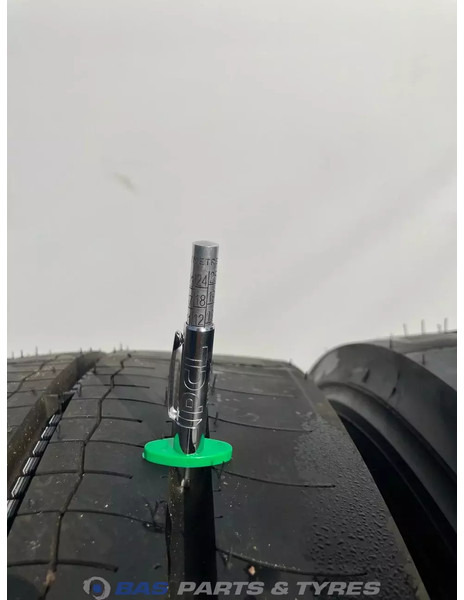 Bridgestone Bridgestone 265/70R17.5 Duravis R-Steer 002 138/136 M M+S 3PMSF gebruikte set - Шина для Грузовиков: фото 3 Bridgestone Bridgestone 265/70R17.5 Duravis R-Steer 002 138/136 M M+S 3PMSF gebruikte set - Шина для Грузовиков: фото 3