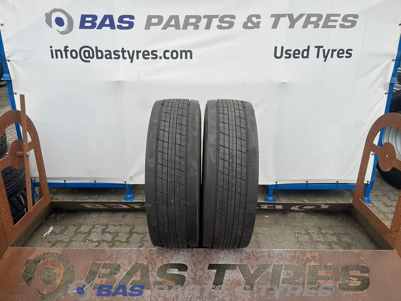 Bridgestone Bridgestone 315/70R22.5 DURAVIS R-STEER 002 156/154 M M+S 3PMSF gebruikte set - Шина для Грузовиков: фото 1 Bridgestone Bridgestone 315/70R22.5 DURAVIS R-STEER 002 156/154 M M+S 3PMSF gebruikte set - Шина для Грузовиков: фото 1