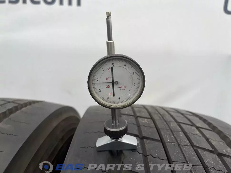 Bridgestone Bridgestone 315/70R22.5 DURAVIS R-STEER 002 156/154 M M+S 3PMSF gebruikte set - Шина для Грузовиков: фото 3 Bridgestone Bridgestone 315/70R22.5 DURAVIS R-STEER 002 156/154 M M+S 3PMSF gebruikte set - Шина для Грузовиков: фото 3