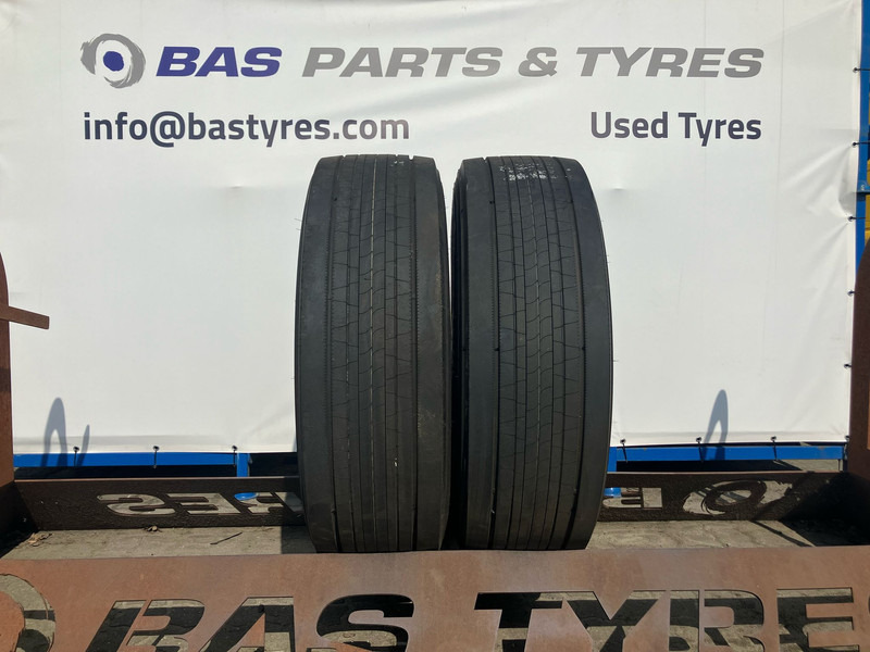 Bridgestone Bridgestone 315/70R22.5 Enliten Steer 154/150 M+S 3PMSF gebruikte set - Шина для Грузовиков: фото 1 Bridgestone Bridgestone 315/70R22.5 Enliten Steer 154/150 M+S 3PMSF gebruikte set - Шина для Грузовиков: фото 1