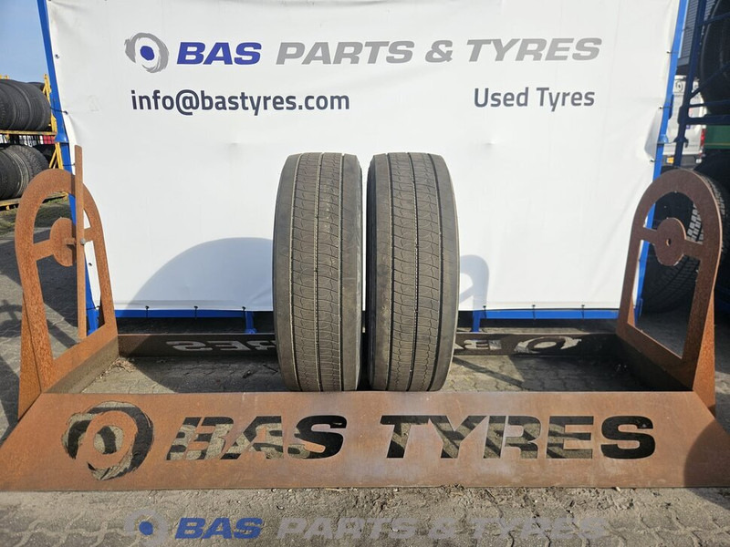 Bridgestone Bridgestone 315/70R22.5 H-Steer 002 Ecopia 156/154 M M+S 3PMSF gebruikte set - Шина для Грузовиков: фото 1 Bridgestone Bridgestone 315/70R22.5 H-Steer 002 Ecopia 156/154 M M+S 3PMSF gebruikte set - Шина для Грузовиков: фото 1