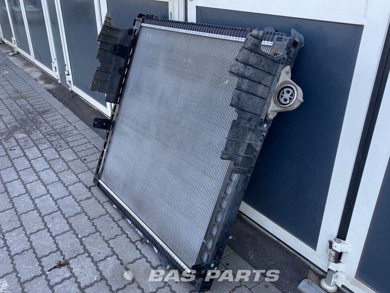 DAF XF106 Radiator DAF 1909449 - Радиатор для Грузовиков: фото 3 DAF XF106 Radiator DAF 1909449 - Радиатор для Грузовиков: фото 3