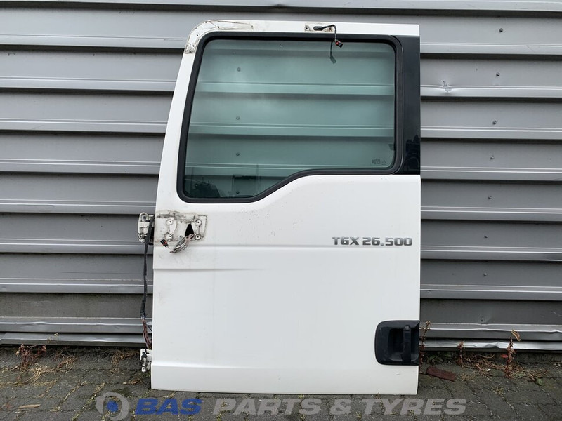 MAN TGX - Дверь и запчасти для Грузовиков: фото 1 MAN TGX - Дверь и запчасти для Грузовиков: фото 1