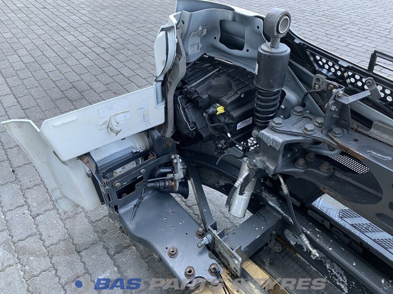 Mercedes-Benz Actros MP4 Bumper Mercedes A 960 310 23 22 - Бампер для Грузовиков: фото 4 Mercedes-Benz Actros MP4 Bumper Mercedes A 960 310 23 22 - Бампер для Грузовиков: фото 4