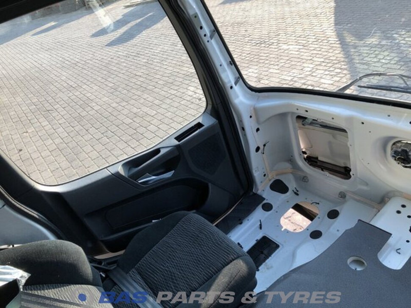 Mercedes-Benz Actros MP5 Mercedes ClassicSpace M-cab L1EH1 A 000 600 01 01 - Кабина и интерьер для Грузовиков: фото 5 Mercedes-Benz Actros MP5 Mercedes ClassicSpace M-cab L1EH1 A 000 600 01 01 - Кабина и интерьер для Грузовиков: фото 5