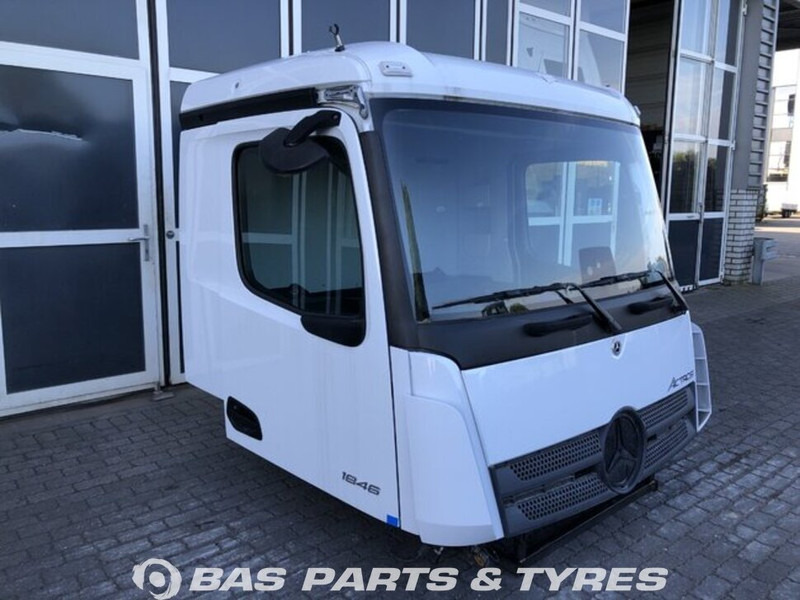 Mercedes-Benz Actros MP5 Mercedes ClassicSpace M-cab L1EH1 A 000 600 01 01 - Кабина и интерьер для Грузовиков: фото 2 Mercedes-Benz Actros MP5 Mercedes ClassicSpace M-cab L1EH1 A 000 600 01 01 - Кабина и интерьер для Грузовиков: фото 2