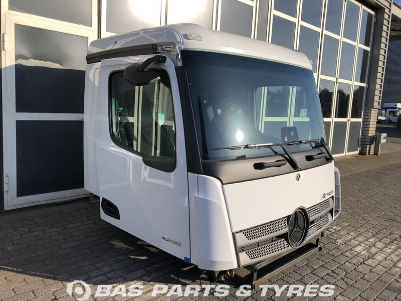 Mercedes-Benz Actros MP5 Mercedes ClassicSpace M-cab L1EH1 A 000 600 01 01 - Кабина и интерьер для Грузовиков: фото 2 Mercedes-Benz Actros MP5 Mercedes ClassicSpace M-cab L1EH1 A 000 600 01 01 - Кабина и интерьер для Грузовиков: фото 2