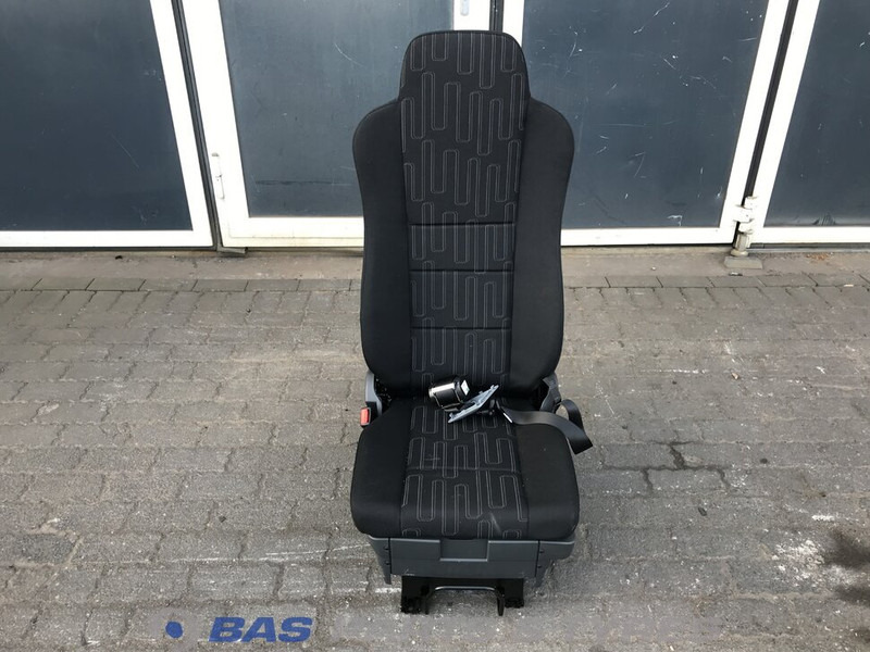 Mercedes-Benz Atego MP4 - Сиденье для Грузовиков: фото 1 Mercedes-Benz Atego MP4 - Сиденье для Грузовиков: фото 1