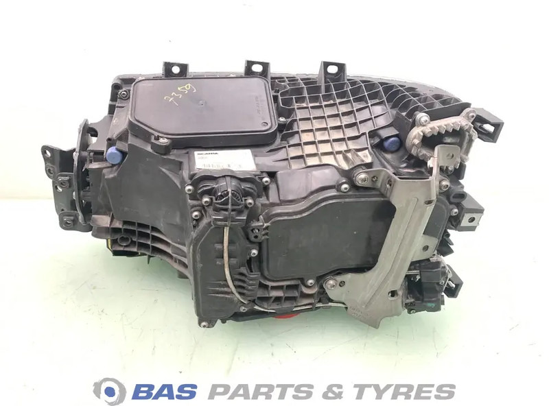 Scania Koplamp Rechts 2674391 - Передняя фара для Грузовиков: фото 5 Scania Koplamp Rechts 2674391 - Передняя фара для Грузовиков: фото 5