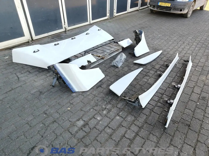 Scania R-Serie NextGen Spoilerset Scania CR-17 Normal L2H2 2720470 - Аэродинамика/ Спойлеры для Грузовиков: фото 5 Scania R-Serie NextGen Spoilerset Scania CR-17 Normal L2H2 2720470 - Аэродинамика/ Спойлеры для Грузовиков: фото 5