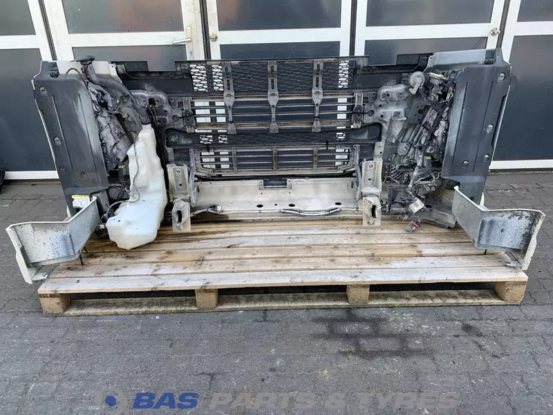 Volvo FH4 Bumper Volvo 78670305 - Бампер для Грузовиков: фото 4 Volvo FH4 Bumper Volvo 78670305 - Бампер для Грузовиков: фото 4