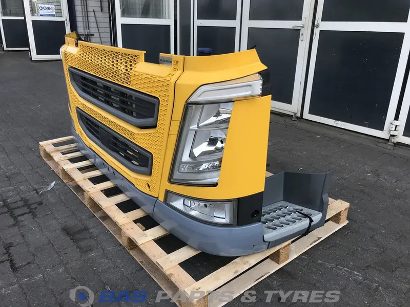 Volvo FH4 - Бампер для Грузовиков: фото 2 Volvo FH4 - Бампер для Грузовиков: фото 2