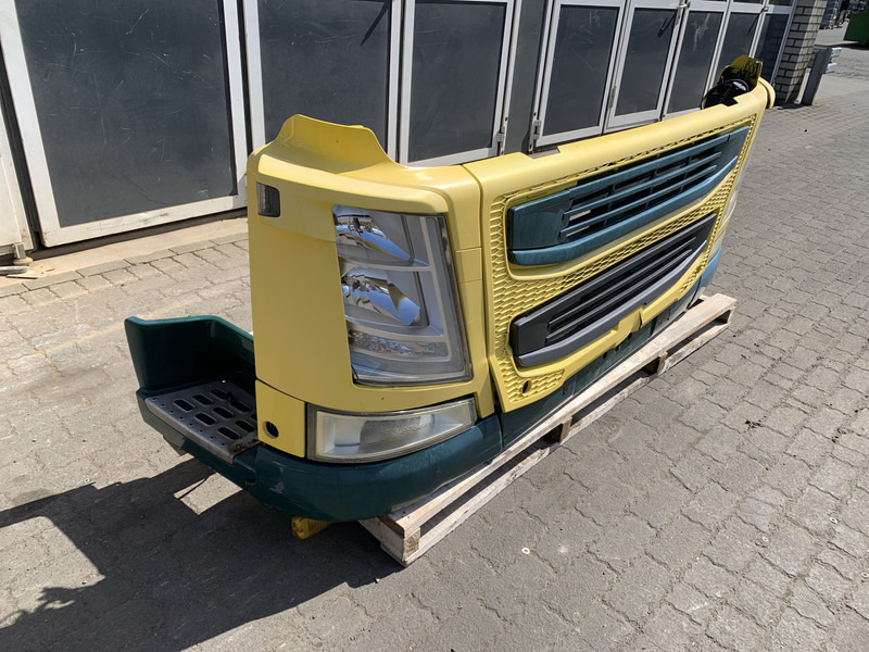 Volvo FM4 - Бампер для Грузовиков: фото 3 Volvo FM4 - Бампер для Грузовиков: фото 3