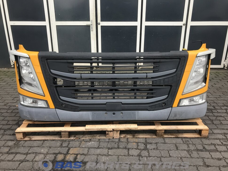 Volvo FM4 - Бампер для Грузовиков: фото 1 Volvo FM4 - Бампер для Грузовиков: фото 1