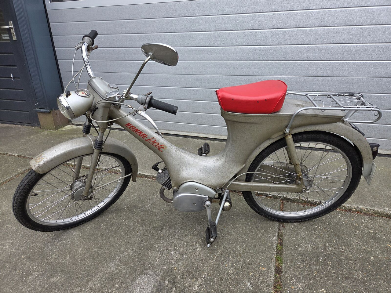 Heinkel Perle bromfiets - Мотоцикл: фото 2 Heinkel Perle bromfiets - Мотоцикл: фото 2