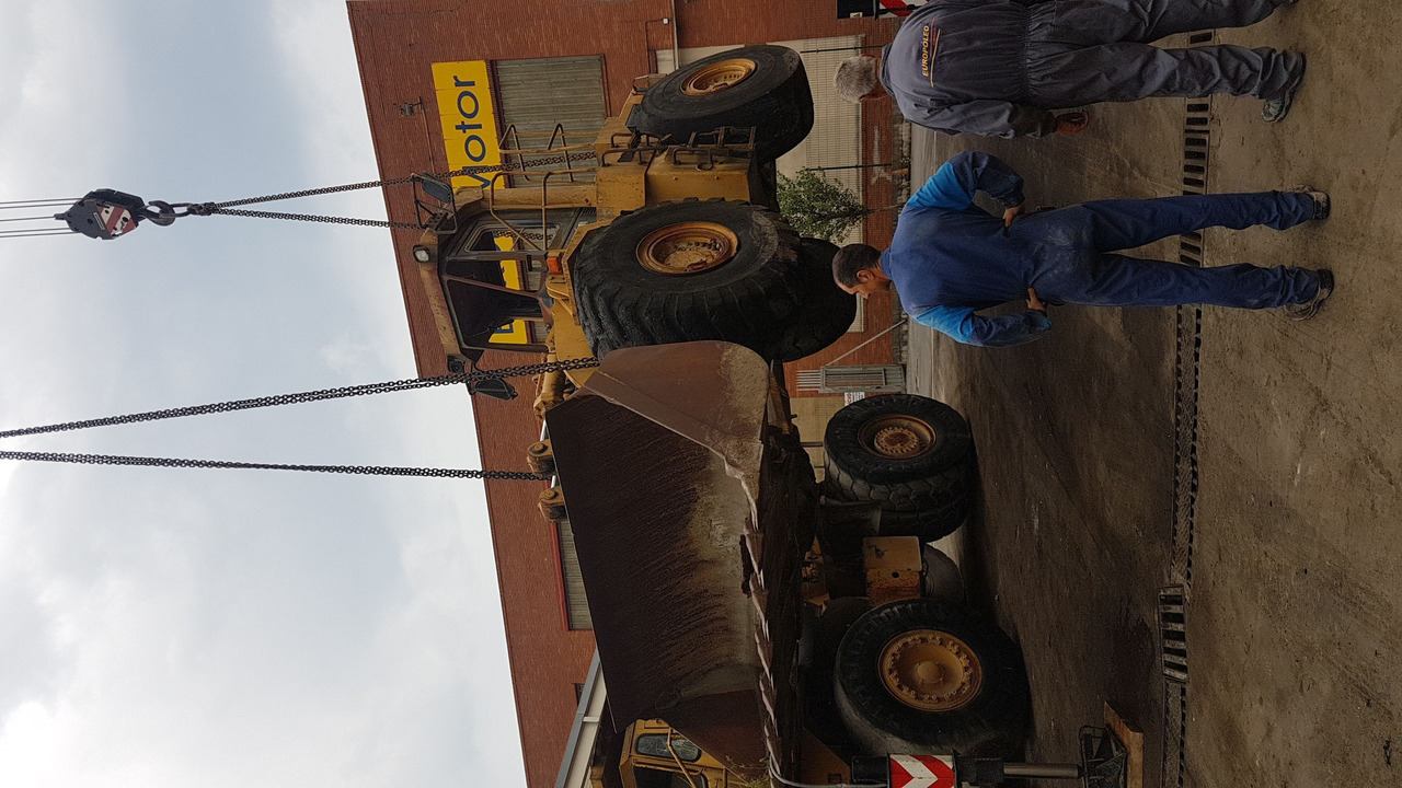 Колёсный погрузчик CATERPILLAR 980FII: фото 8