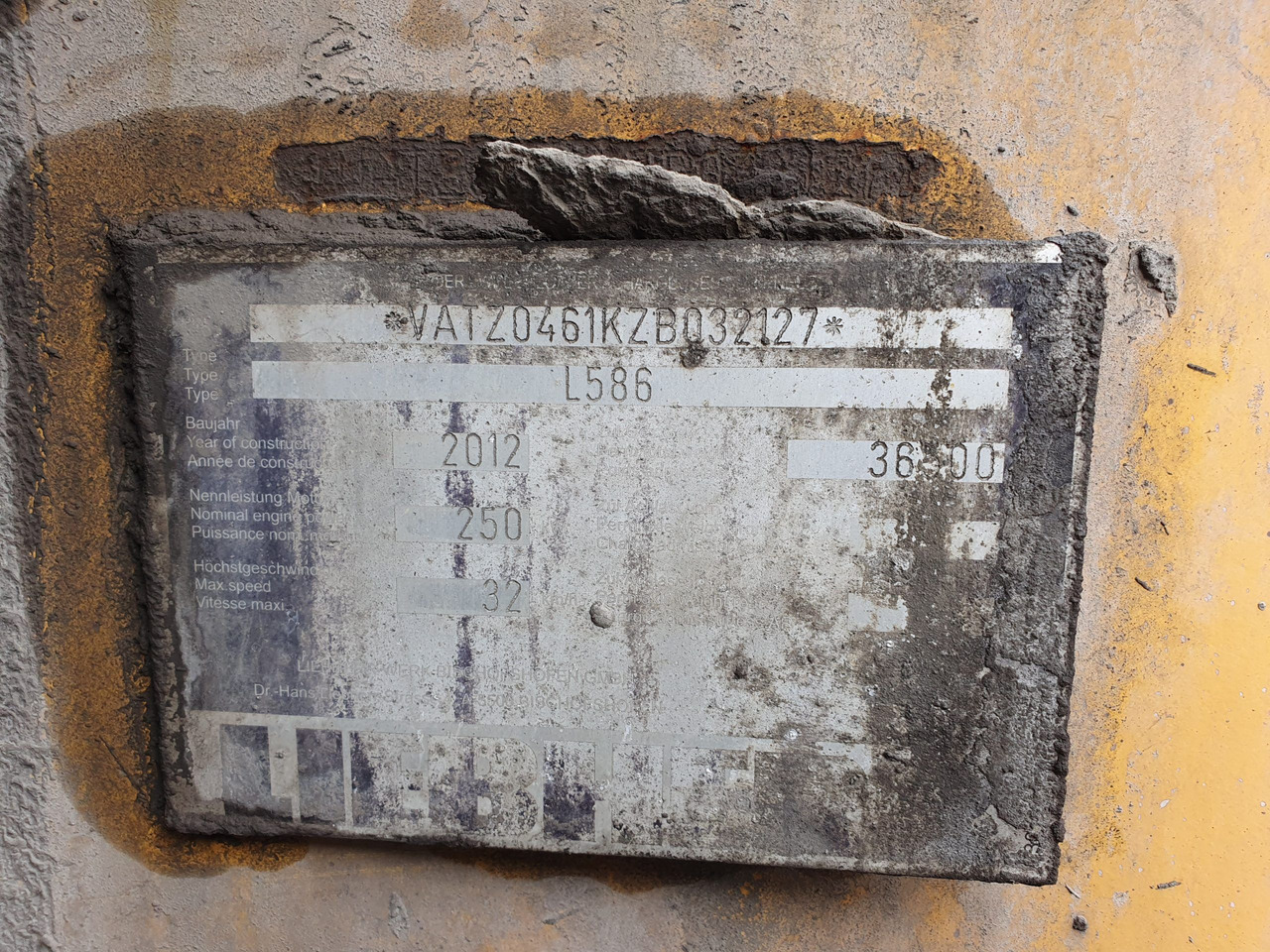 LIEBHERR L586 (2012) N/S: VATZ0461KZB032127 - Колёсный погрузчик: фото 4 LIEBHERR L586 (2012) N/S: VATZ0461KZB032127 - Колёсный погрузчик: фото 4