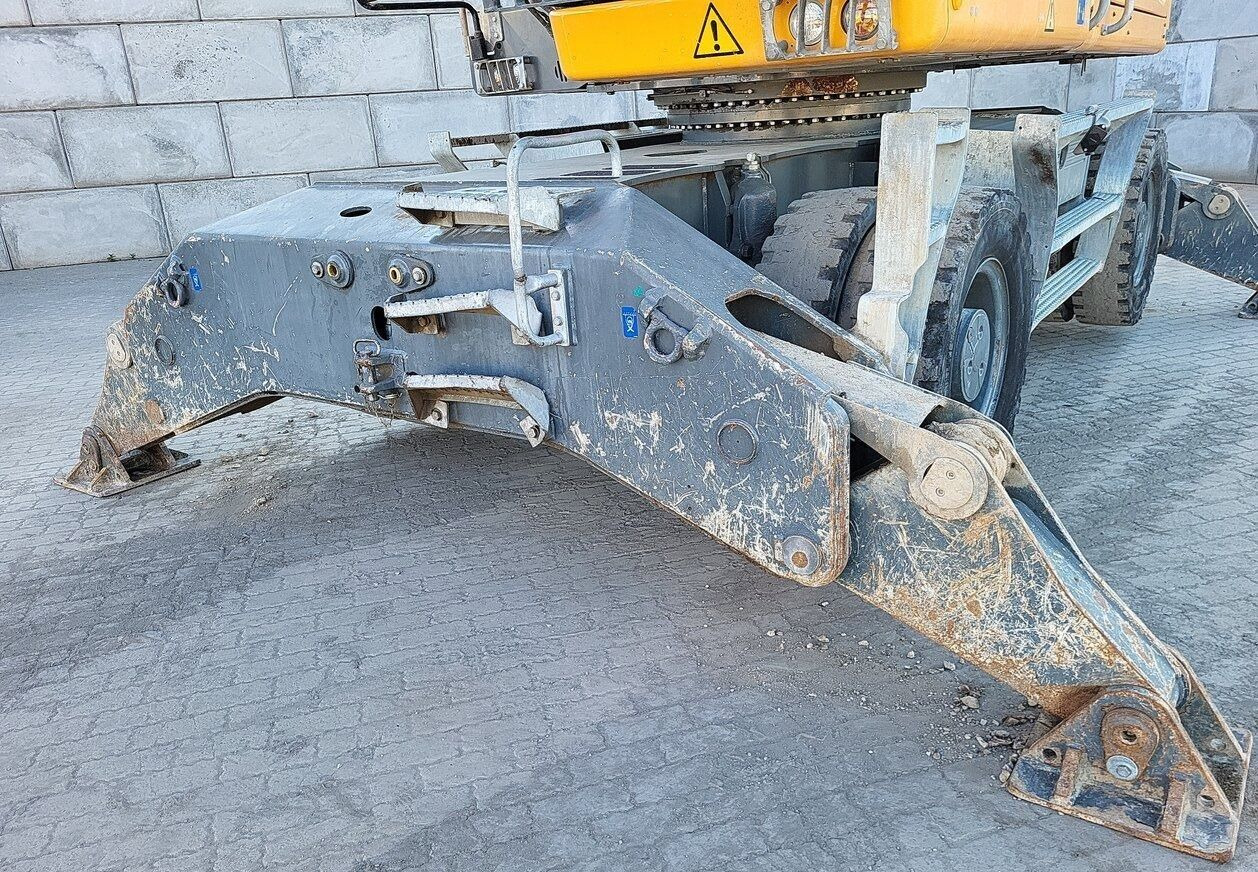 Перегружатель LIEBHERR LH30M: фото 35