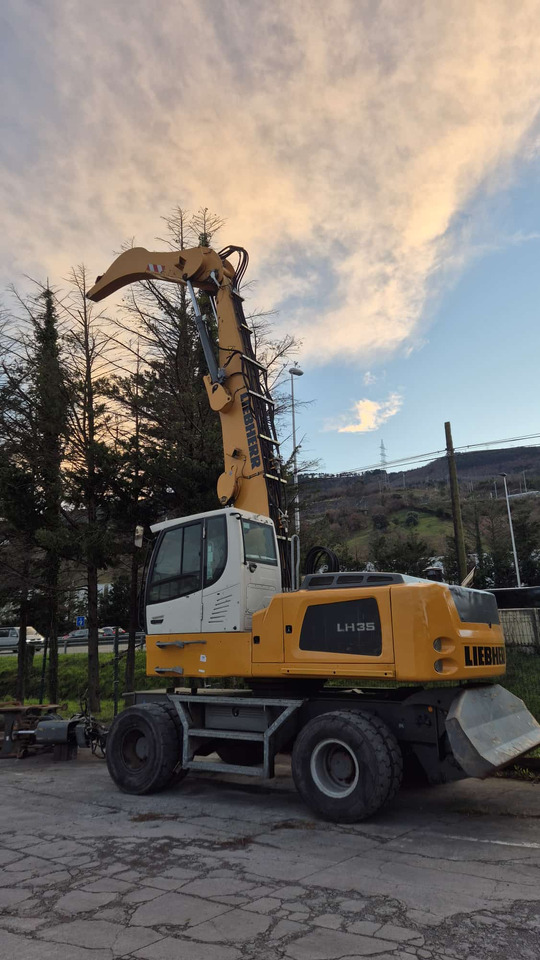 LIEBHERR LH35M - Перегружатель: фото 2 LIEBHERR LH35M - Перегружатель: фото 2