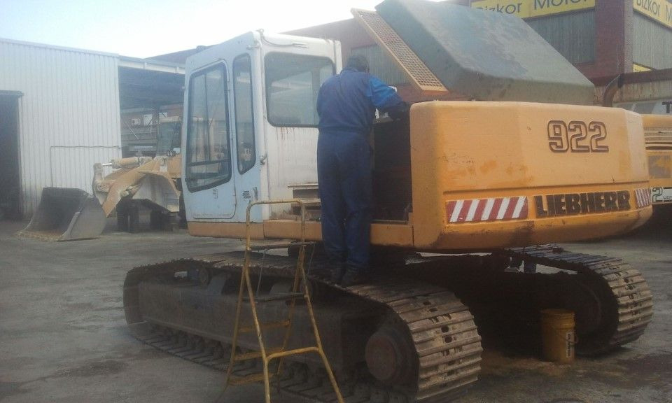 LIEBHERR R922LI S/N: 480-0240 - Гусеничный экскаватор: фото 3 LIEBHERR R922LI S/N: 480-0240 - Гусеничный экскаватор: фото 3