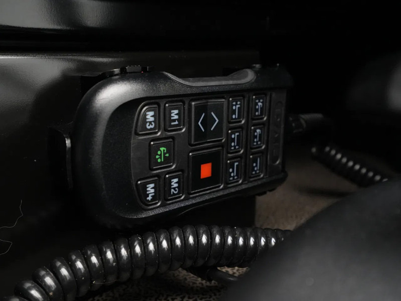 Тягач DAF XF 480 FT Super Space Cab, 2x Tanks, PTO Prep: фото 13