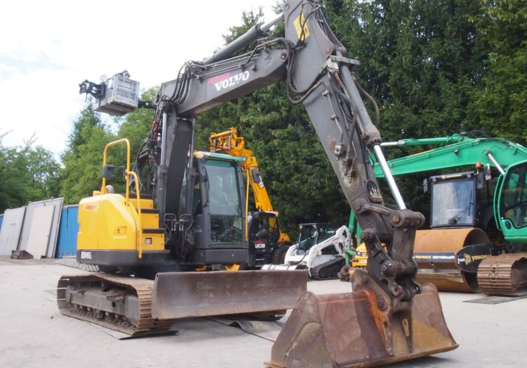 Koparka gąsienicowa Volvo ECR145D 2010 KOPARKA VOLVO - Гусеничный экскаватор: фото 2 Koparka gąsienicowa Volvo ECR145D 2010 KOPARKA VOLVO - Гусеничный экскаватор: фото 2