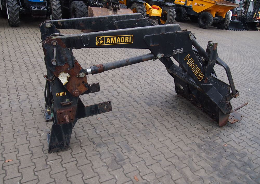 Ładowacz czołowy Amagri HM 25 1999 Tur AMAGRI do Renault 90-34 - Фронтальный погрузчик для трактора: фото 4 Ładowacz czołowy Amagri HM 25 1999 Tur AMAGRI do Renault 90-34 - Фронтальный погрузчик для трактора: фото 4