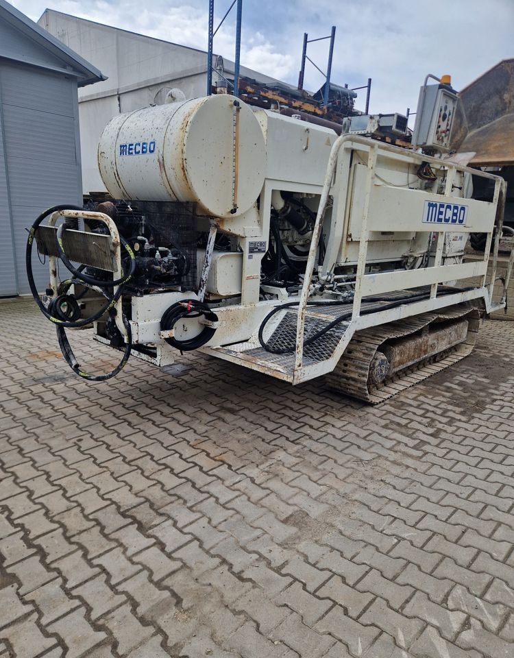 Pompa do betonu Mecbo CAR TCACK P6.80 APV/DI 90bar 2007 Pompa do betonu MECBO P6.80 na gąsienicach - Бетононасос стационарный: фото 3 Pompa do betonu Mecbo CAR TCACK P6.80 APV/DI 90bar 2007 Pompa do betonu MECBO P6.80 na gąsienicach - Бетононасос стационарный: фото 3