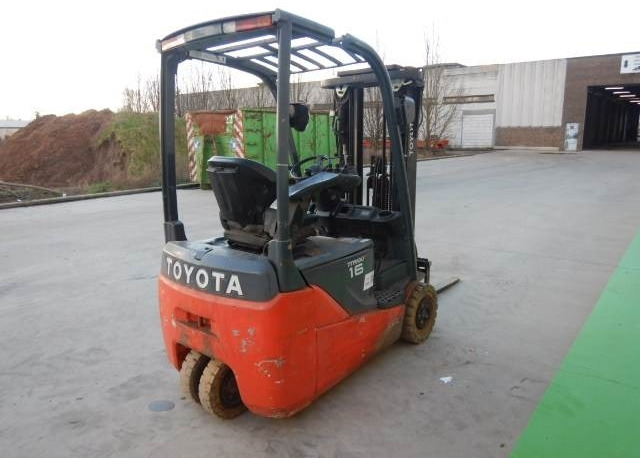 Toyota 8FBEK16T - Электропогрузчик: фото 3 Toyota 8FBEK16T - Электропогрузчик: фото 3