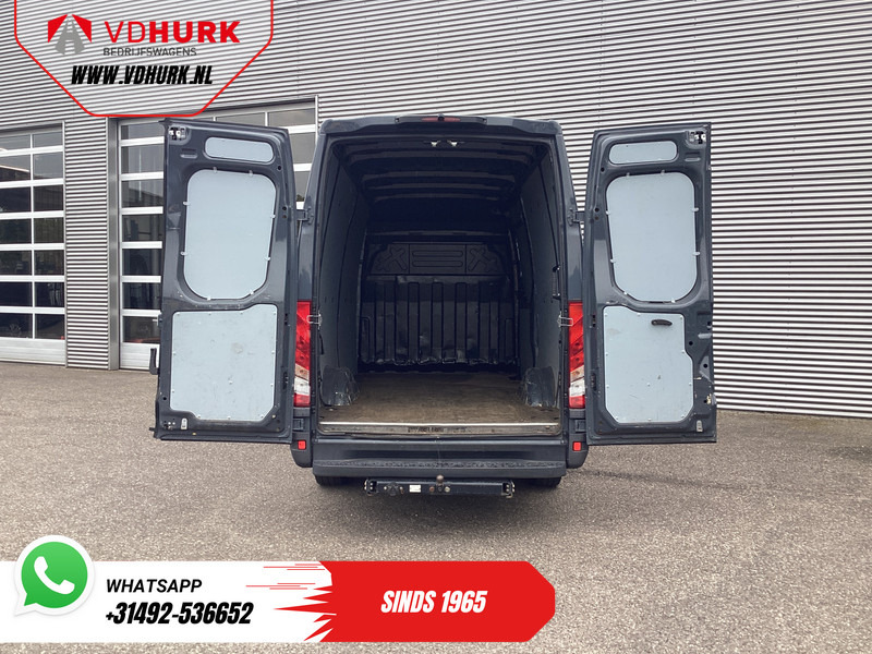 Iveco Daily 35S18V 3.0 180 pk ZF Aut. L2H2 352 EXPORT ONLY 3.5t Trekverm./ Gev.stoel/ Climate/ Camera/ Cruise/ Trekhaak - Цельнометаллический фургон: фото 5 Iveco Daily 35S18V 3.0 180 pk ZF Aut. L2H2 352 EXPORT ONLY 3.5t Trekverm./ Gev.stoel/ Climate/ Camera/ Cruise/ Trekhaak - Цельнометаллический фургон: фото 5