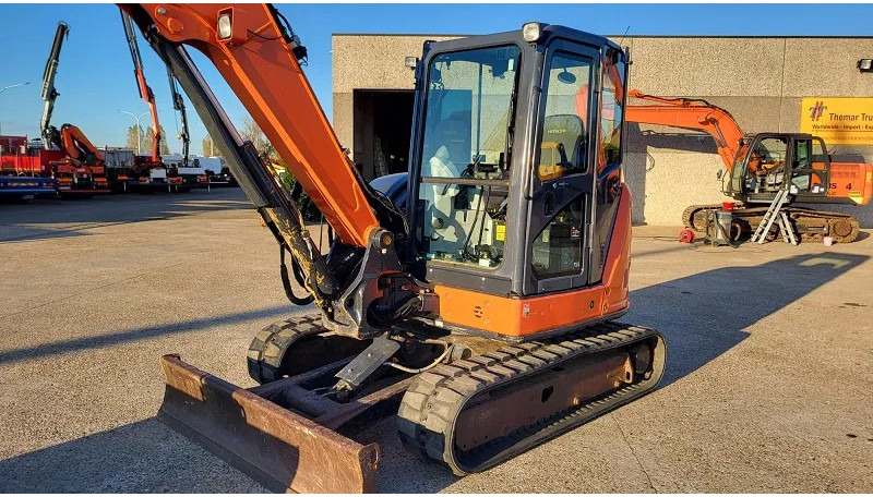 Гусеничный экскаватор Hitachi ZX65USB-5A CLR: фото 15 Гусеничный экскаватор Hitachi ZX65USB-5A CLR: фото 15