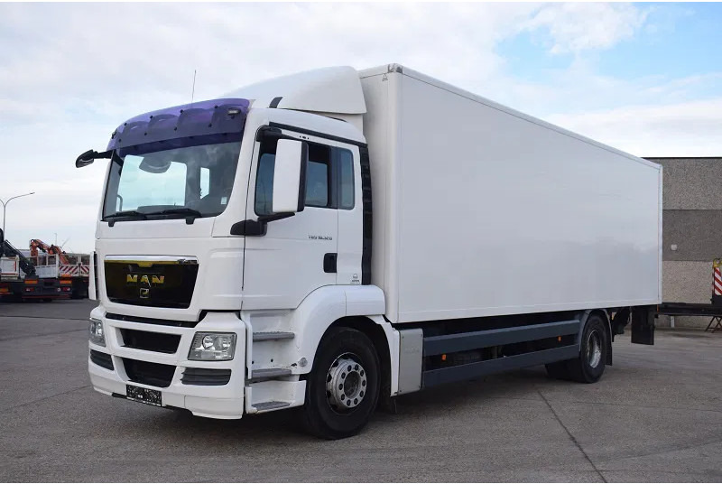 MAN TGS 18.320 - Грузовик с закрытым кузовом: фото 1 MAN TGS 18.320 - Грузовик с закрытым кузовом: фото 1