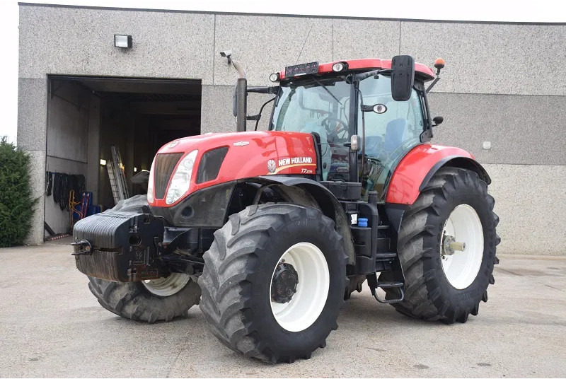 New Holland T7.270 4WD SA T7.270 4WD SA - Сельскохозяйственная техника: фото 1 New Holland T7.270 4WD SA T7.270 4WD SA - Сельскохозяйственная техника: фото 1