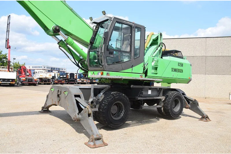 Sennebogen 835M - Колёсный экскаватор: фото 3 Sennebogen 835M - Колёсный экскаватор: фото 3