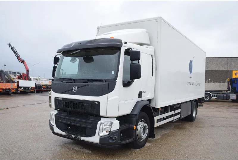 Volvo FE 250 - Грузовик с закрытым кузовом: фото 2 Volvo FE 250 - Грузовик с закрытым кузовом: фото 2