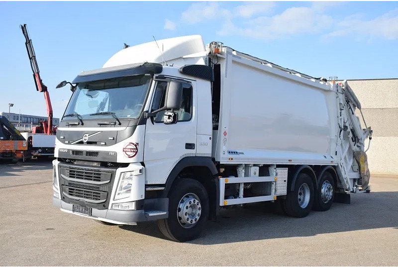 Volvo FM 330 - Мусоровоз: фото 1 Volvo FM 330 - Мусоровоз: фото 1