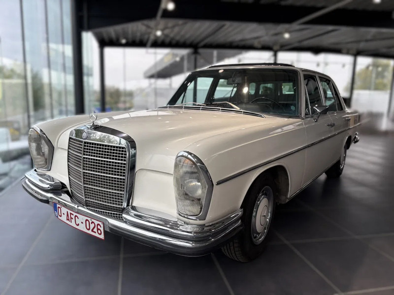 Mercedes-Benz 280SE *OldTimer*Automaat*LerenZetels*Schuifdak* - Легковой автомобиль: фото 1 Mercedes-Benz 280SE *OldTimer*Automaat*LerenZetels*Schuifdak* - Легковой автомобиль: фото 1