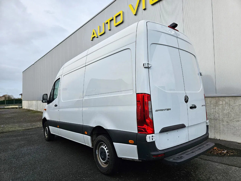 Mercedes-Benz Sprinter 317 L2H2*Achteruitrijcamera*360°camera*Zetelverwarming* - Цельнометаллический фургон: фото 2 Mercedes-Benz Sprinter 317 L2H2*Achteruitrijcamera*360°camera*Zetelverwarming* - Цельнометаллический фургон: фото 2