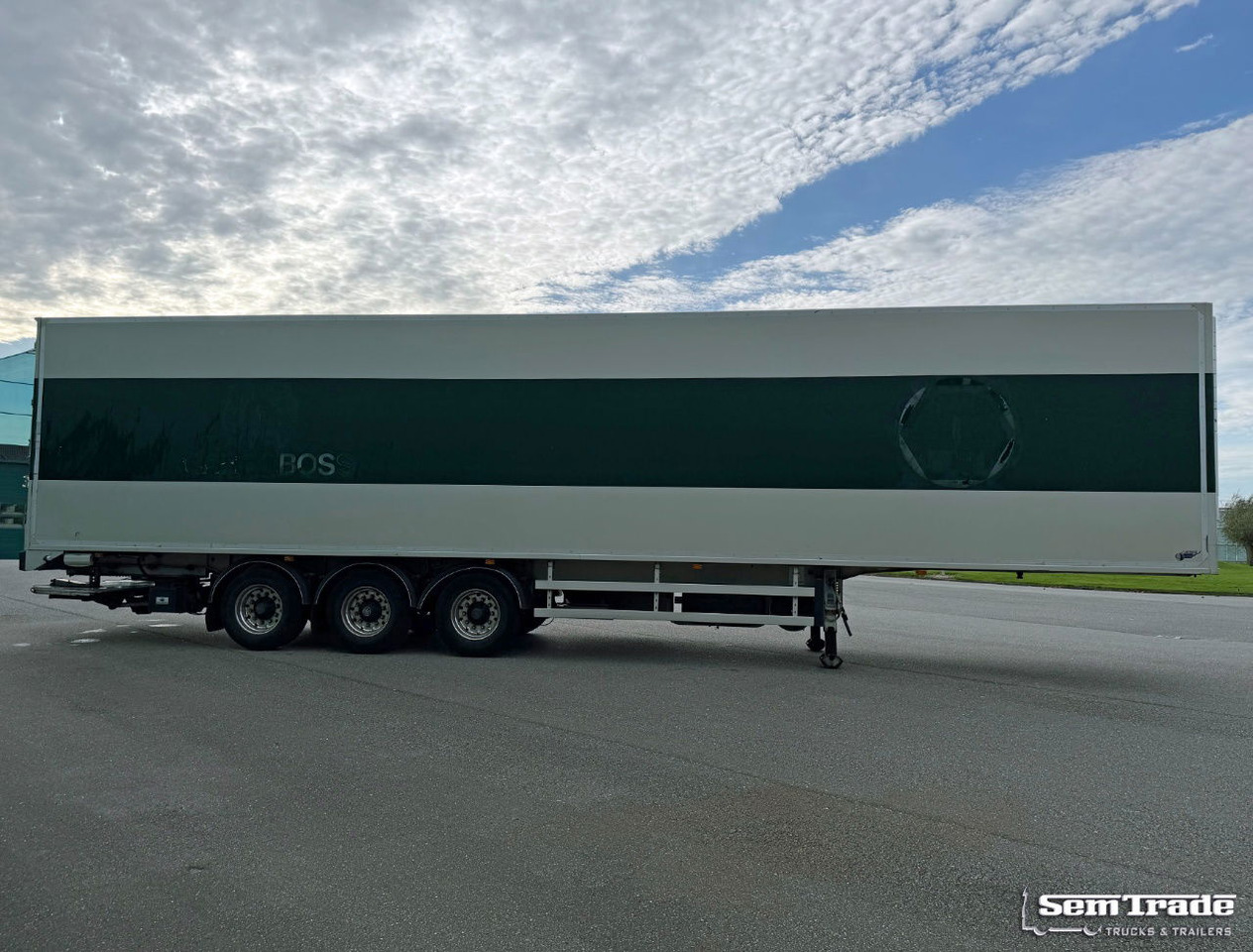 Burg VAN Beurden Isolated BOX Hydrarolls Carrier Vector 1550 Tail Lift Holland-Trailer - Полуприцеп-рефрижератор: фото 5 Burg VAN Beurden Isolated BOX Hydrarolls Carrier Vector 1550 Tail Lift Holland-Trailer - Полуприцеп-рефрижератор: фото 5