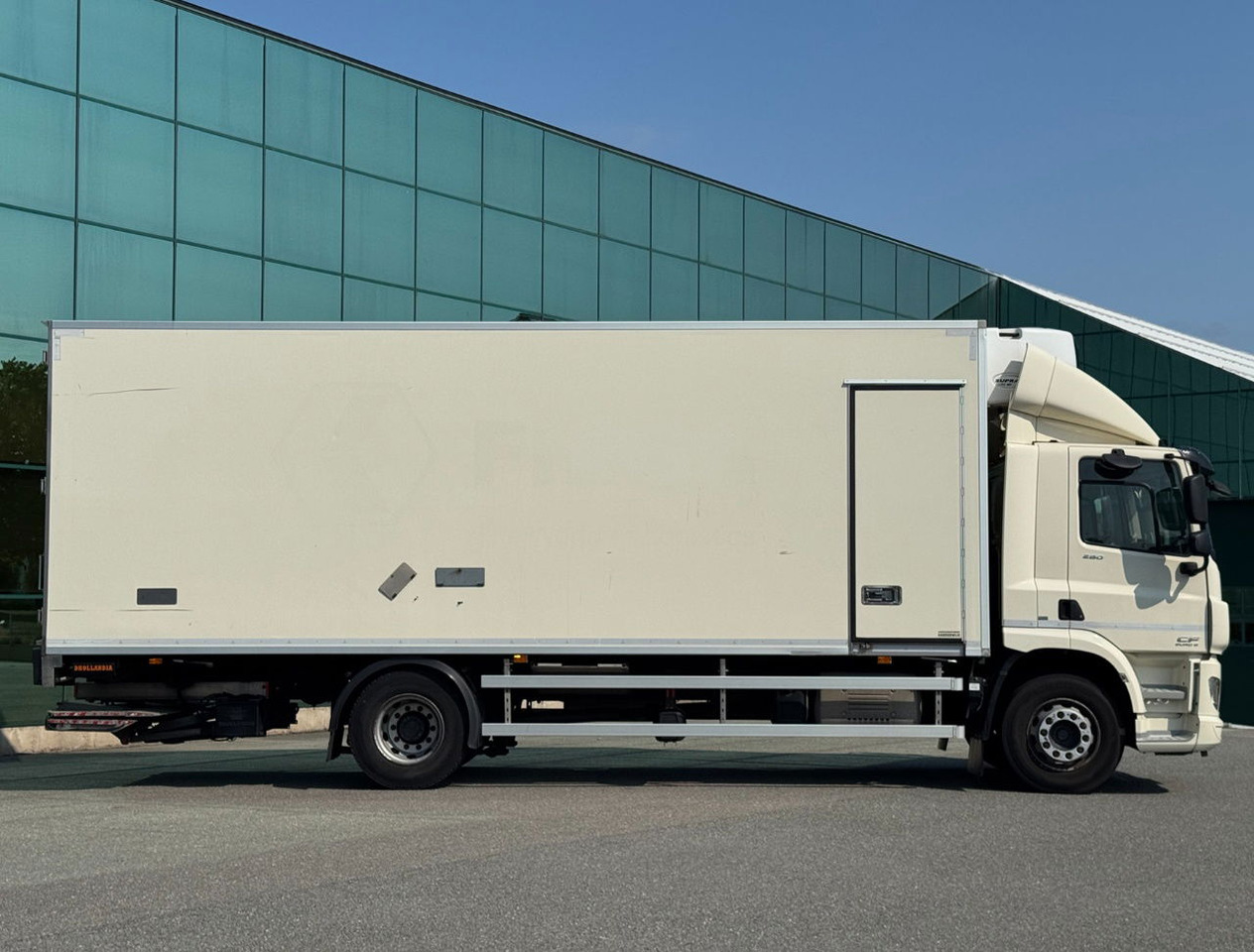 Рефрижератор DAF CF 250 Carrier Supra 1150 Multi Temp 561.000 KM Tail Lift NL Truck: фото 6