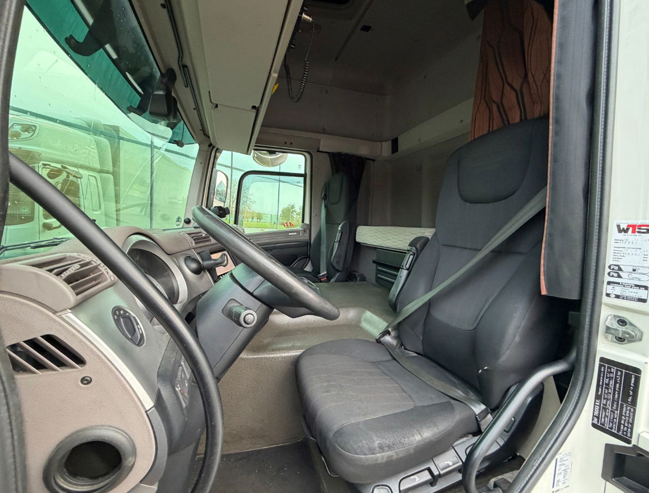 Рефрижератор DAF CF 450 SC Heiwo Isolated BOX 875 x 250 x 275 INS. Carrier Cooling 340.000 KM Tail Lift Super Condition NEW APK - TUV: фото 7