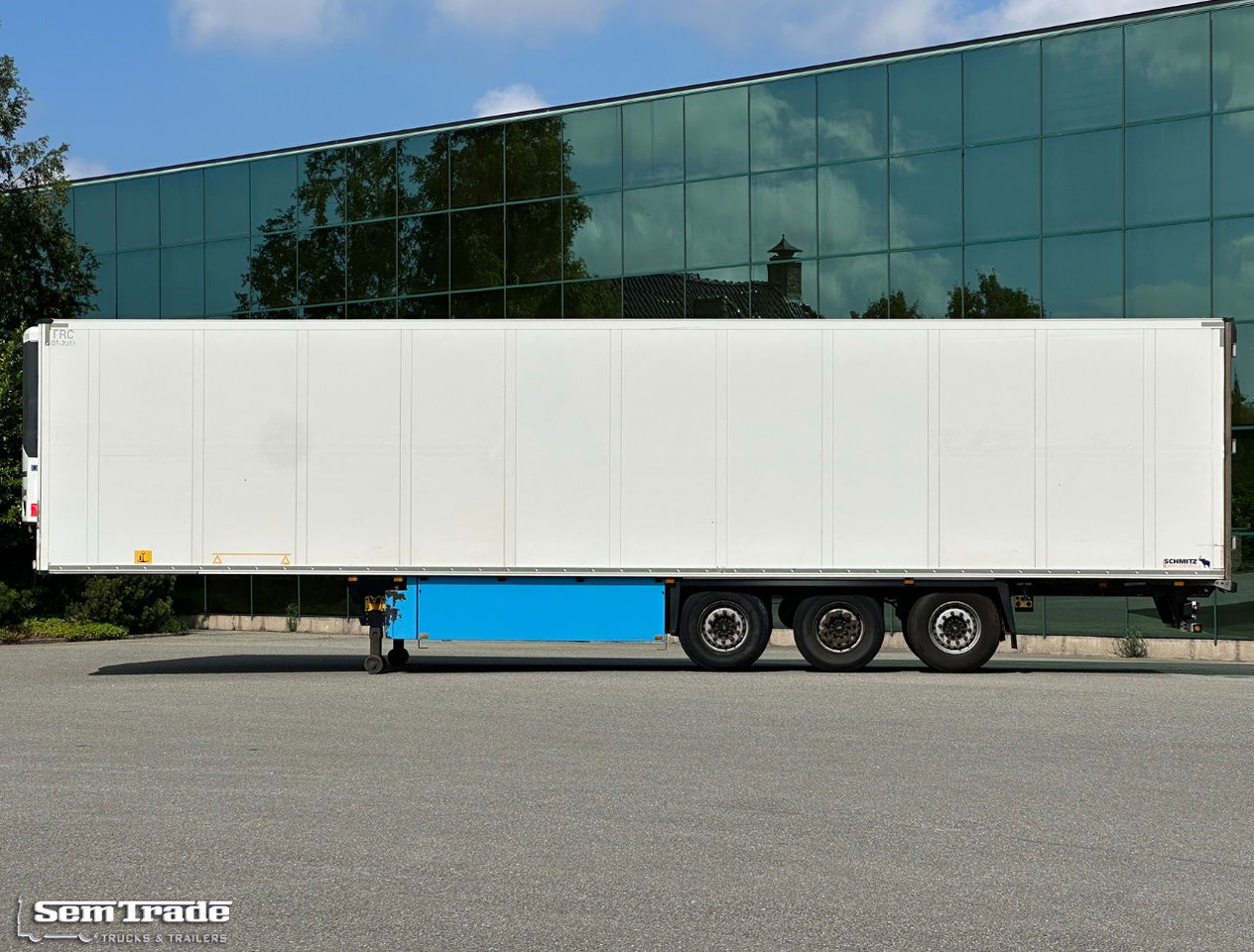 Diversen SCBS3B Thermo King SLXe 300 Lift Axle Holland Trailer 3 Pieces IN Stock - Полуприцеп-рефрижератор: фото 2 Diversen SCBS3B Thermo King SLXe 300 Lift Axle Holland Trailer 3 Pieces IN Stock - Полуприцеп-рефрижератор: фото 2