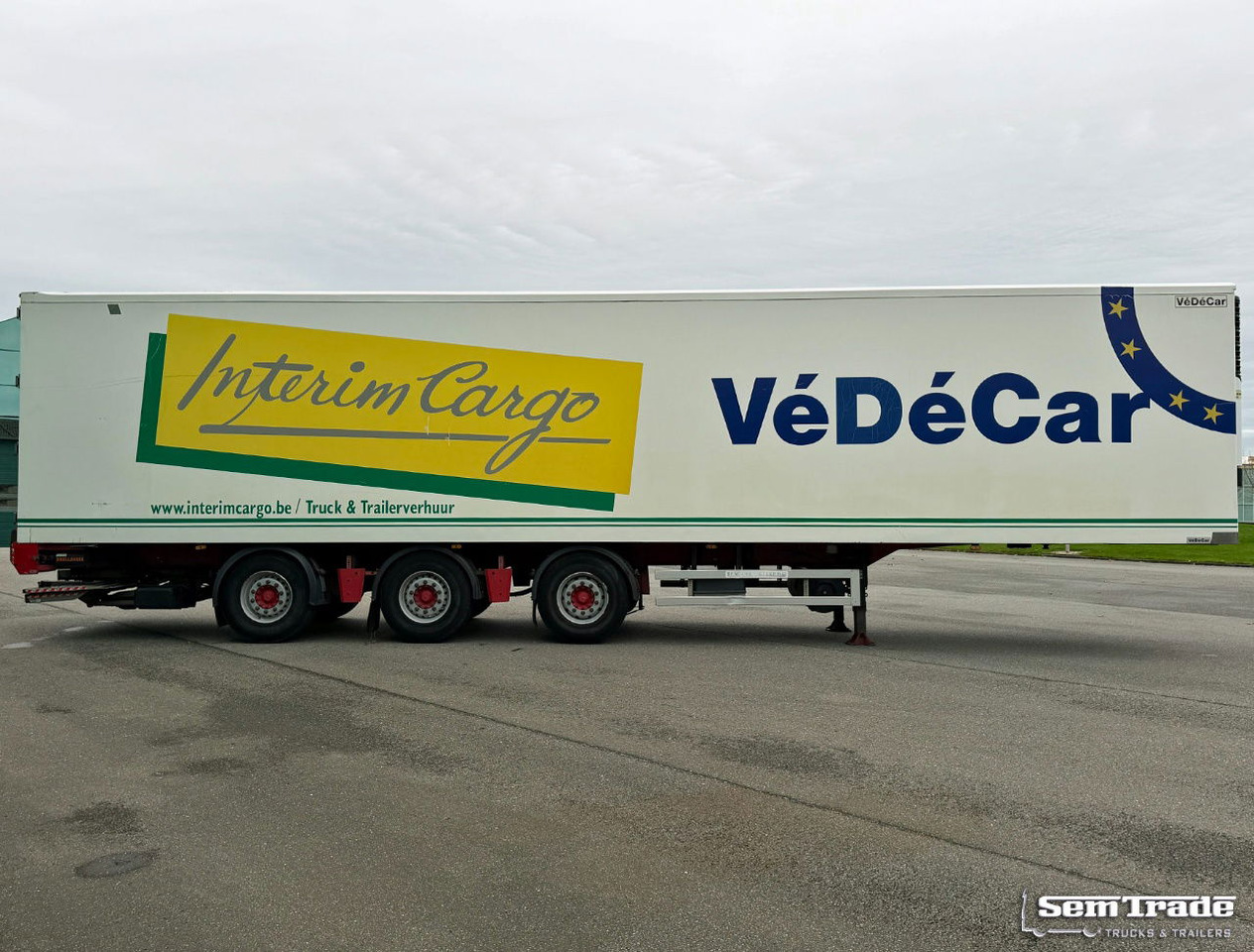 Renders VÉDÉCAR Carrier Maxima 1300 2X Steering Axle Tail Lift Belgium-Trailer - Полуприцеп-рефрижератор: фото 5 Renders VÉDÉCAR Carrier Maxima 1300 2X Steering Axle Tail Lift Belgium-Trailer - Полуприцеп-рефрижератор: фото 5