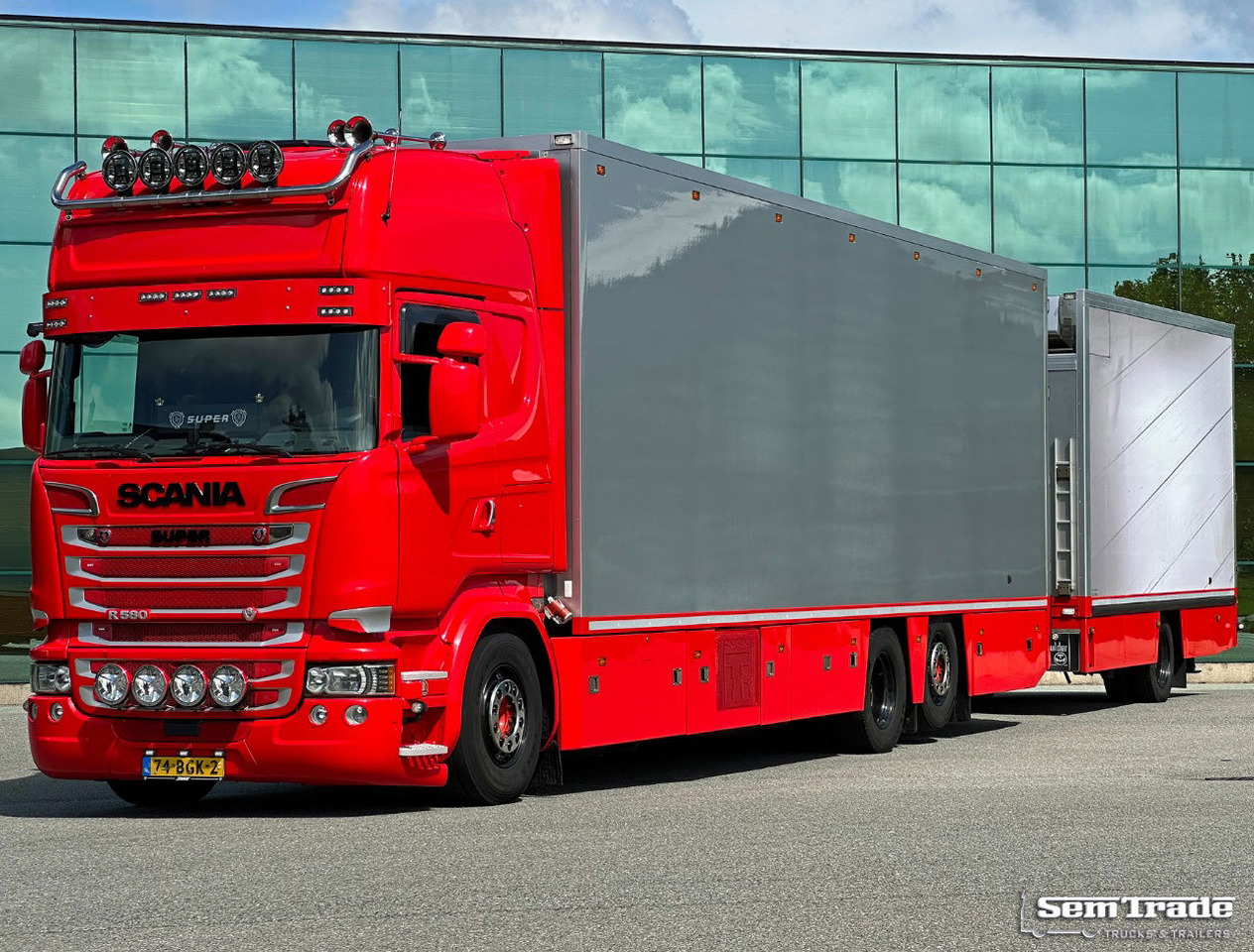 Scania R580 V8 Retarder 2X Thermo King Theo Mulder Isolated Boxes Super Condition NL-Combi - Рефрижератор: фото 1 Scania R580 V8 Retarder 2X Thermo King Theo Mulder Isolated Boxes Super Condition NL-Combi - Рефрижератор: фото 1