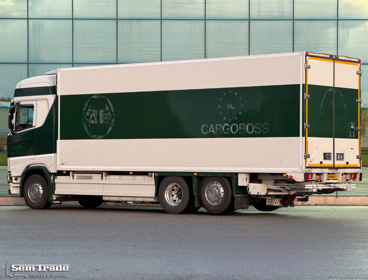 Scania S450 Full AIR Retarder VAN Beurden Isolated BOX Hydrarolls TRS Cooling NL-Truck - Рефрижератор: фото 3 Scania S450 Full AIR Retarder VAN Beurden Isolated BOX Hydrarolls TRS Cooling NL-Truck - Рефрижератор: фото 3