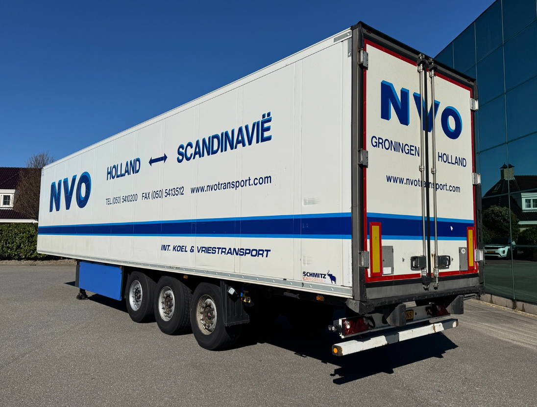 Schmitz Cargobull SCBS3B Carrier Vector SAF Axles Disc Brakes APK - TUV 02-2026 - Полуприцеп-рефрижератор: фото 3 Schmitz Cargobull SCBS3B Carrier Vector SAF Axles Disc Brakes APK - TUV 02-2026 - Полуприцеп-рефрижератор: фото 3