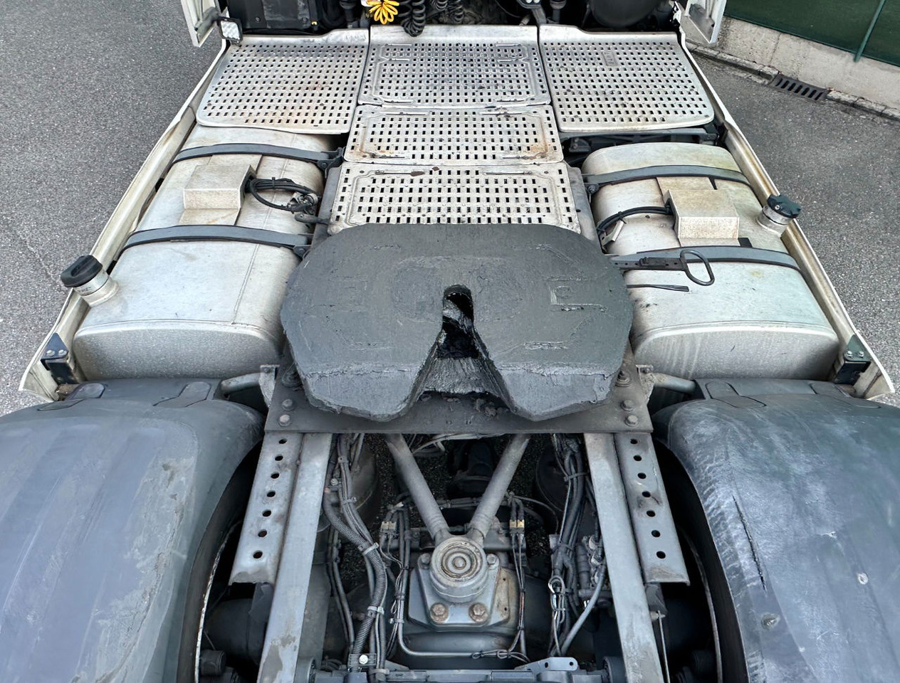 Тягач DAF XF 460 FT SSC Euro 6 Full Spoiler 2X Tanks Smart Tacho TOP Condition: фото 19