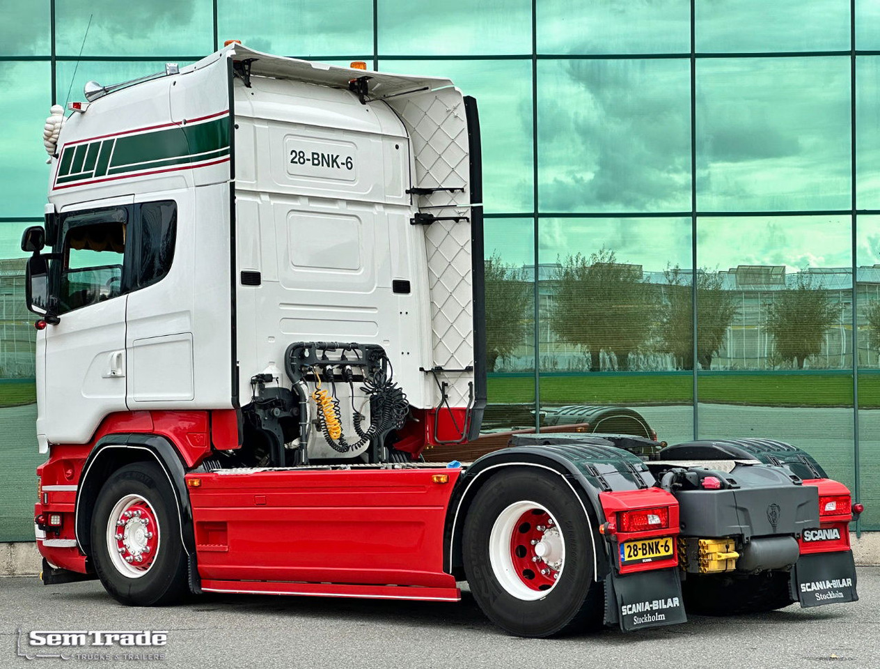 Scania R580 V8 Topline King OF THE Road Retarder Full AIR Special Interior 2X Tanks Super Condition - Тягач: фото 3 Scania R580 V8 Topline King OF THE Road Retarder Full AIR Special Interior 2X Tanks Super Condition - Тягач: фото 3